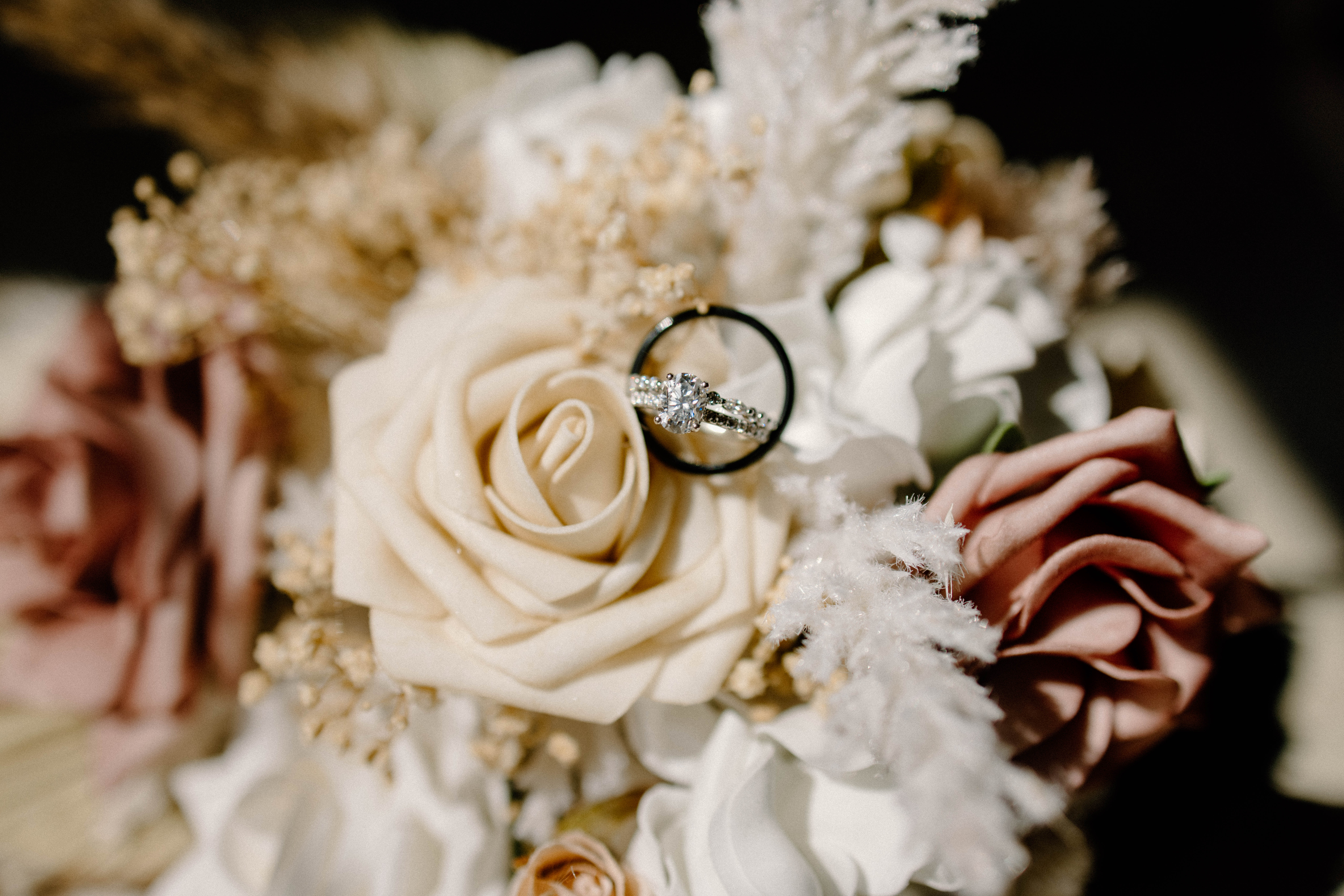 bridal bouquet, wedding rings, diy flower bouquet, boho bouquet, vintage design